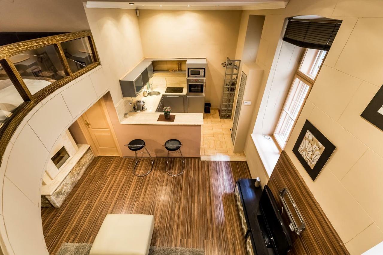 Stones And Wood Apartment With Ac Budapeşte Dış mekan fotoğraf